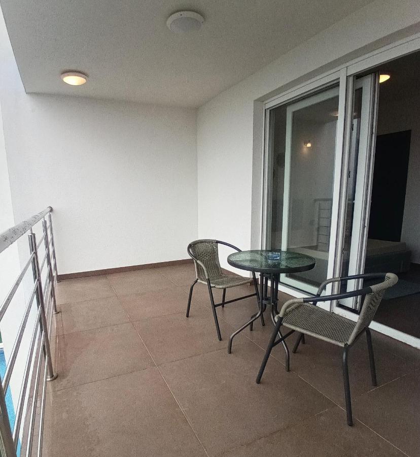 Searenity Pool Suite - Seafront Krmpote-Vodice Exteriér fotografie