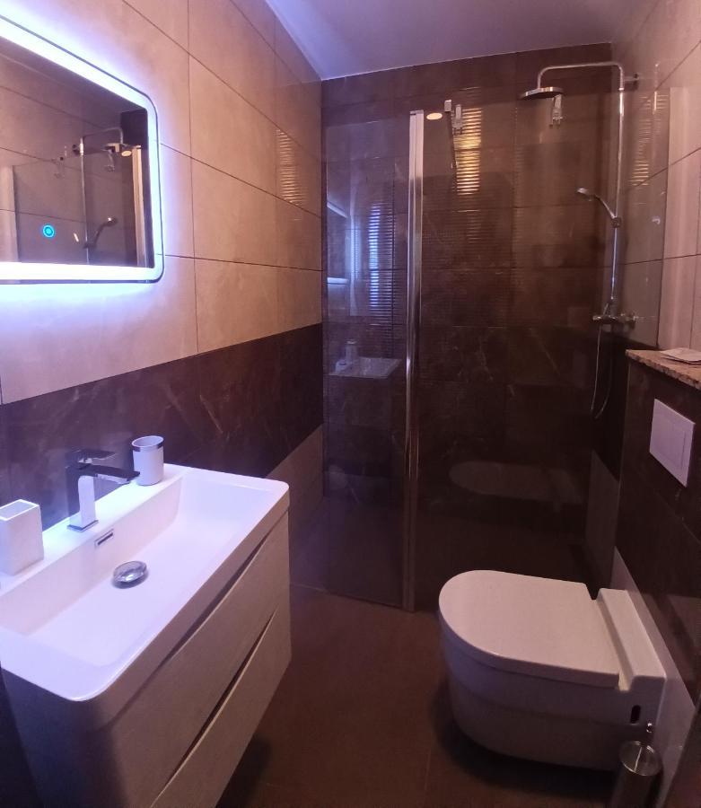 Searenity Pool Suite - Seafront Krmpote-Vodice Exteriér fotografie